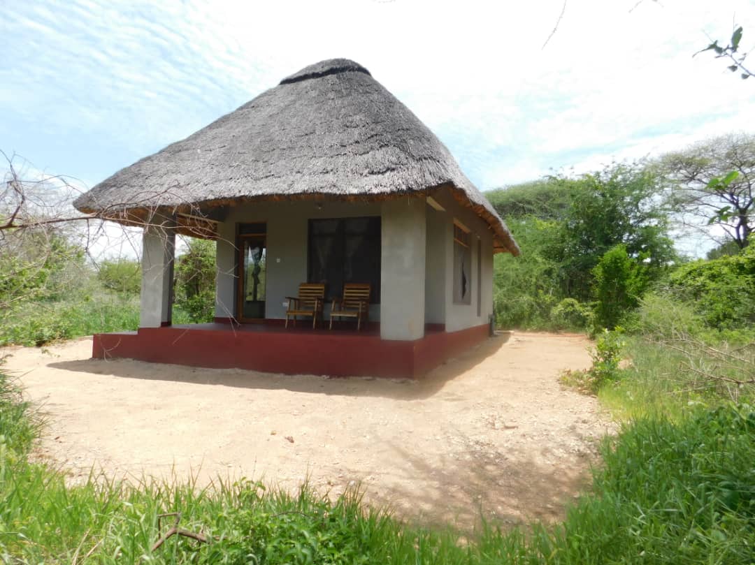 Deluxe Double Room (KUDU) | Mabata Makali